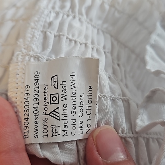 🩴White Spaghetti Stap Crop Top Size L - Picture 3 of 6